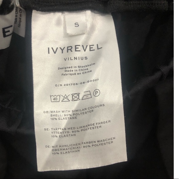 ivyrevel vilnius shorts - Picture 5 of 7